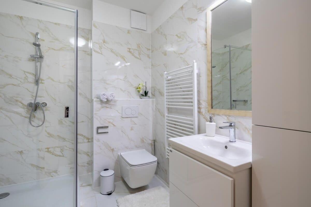 Homey Apartment With Ac And Balcony Budapeste Exterior foto